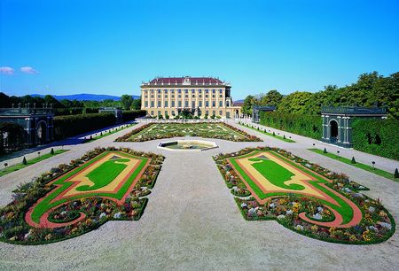 Schonbrunn Palace, Privy Garden.jpg
